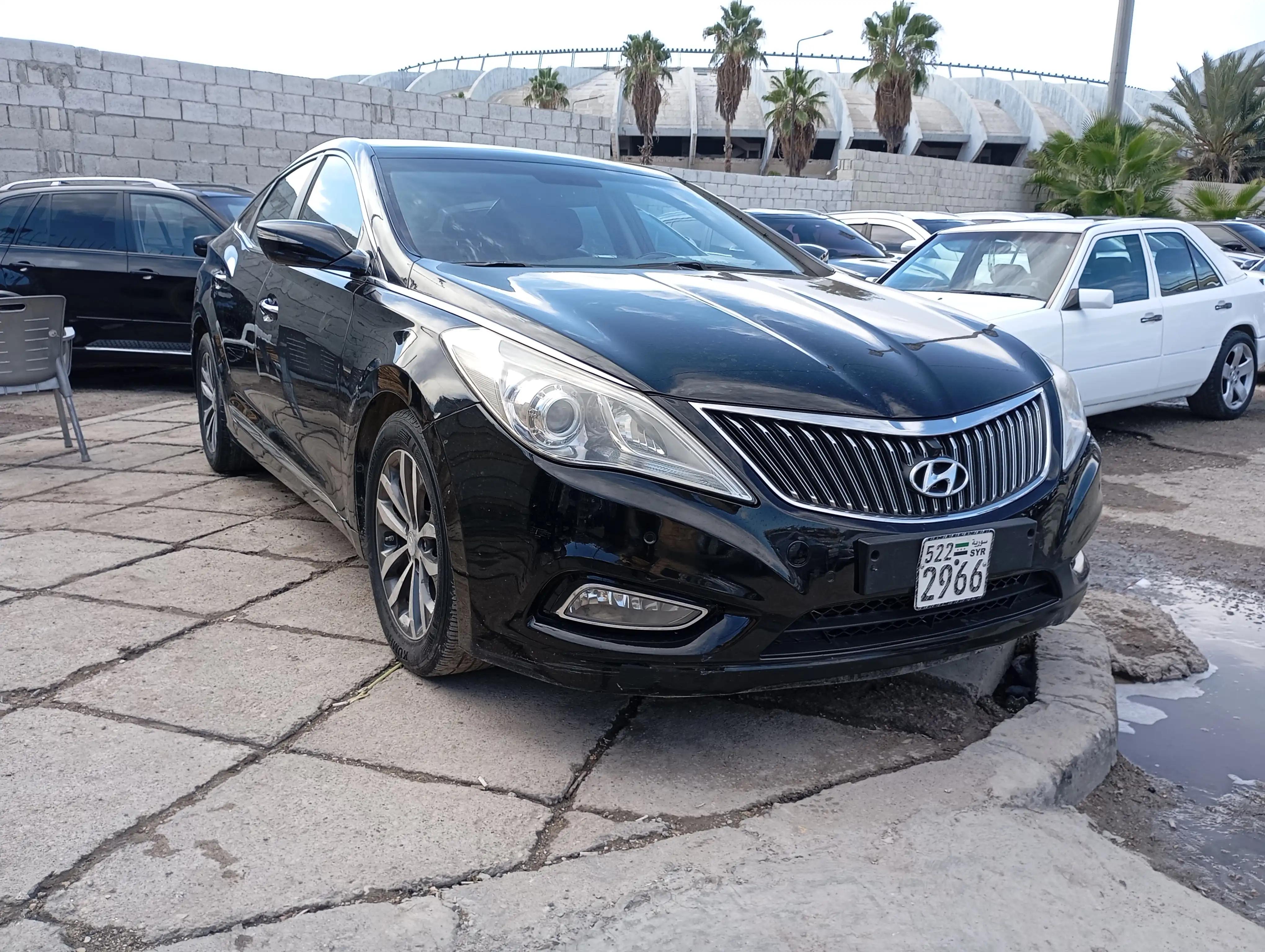 kilometrage car sale hyundai grandeur hg 300 suv used 2011 aleppo pl image
