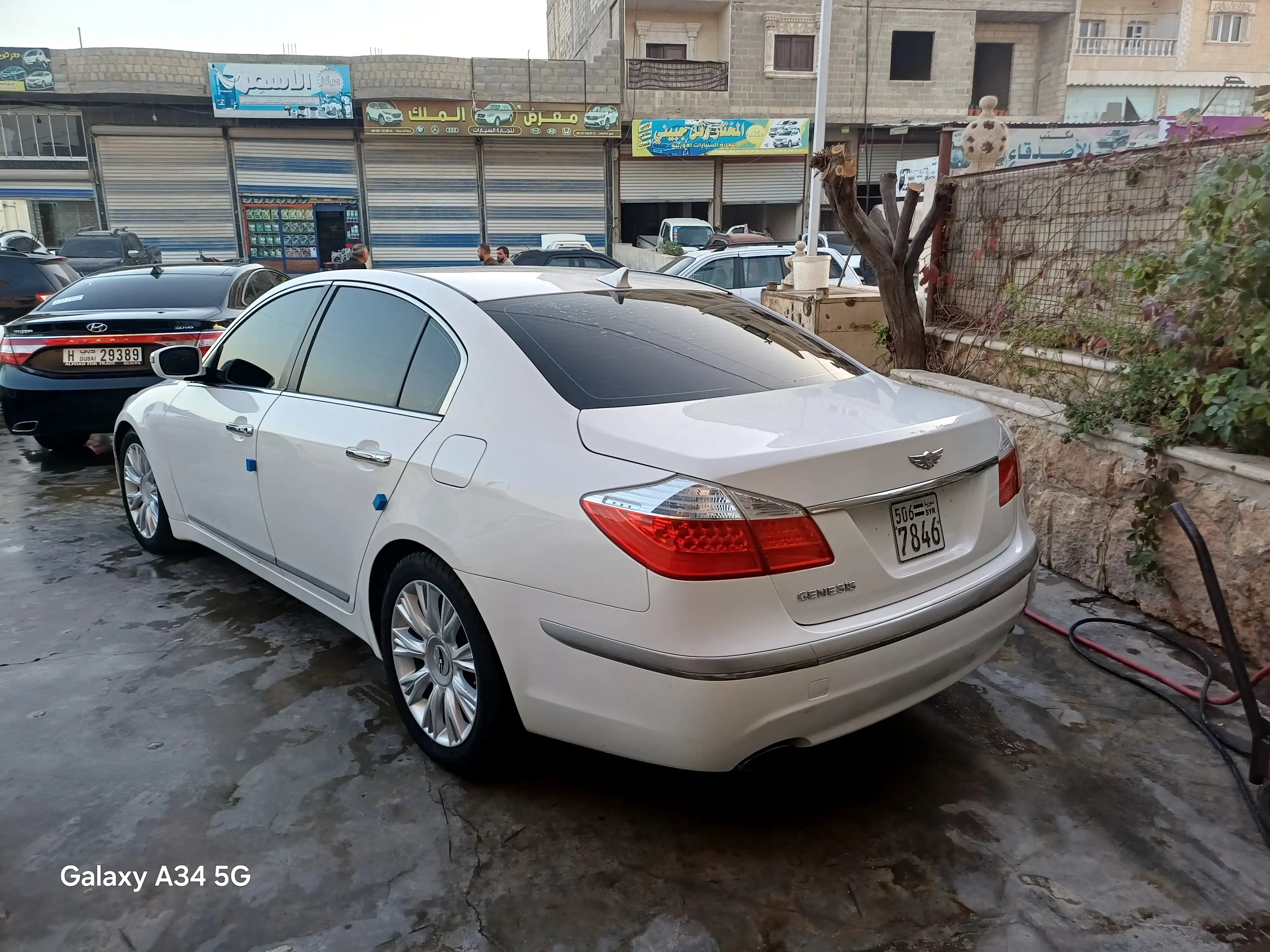 kilometrage car sale genesis bh 330 sedan used 2012 aleppo up image