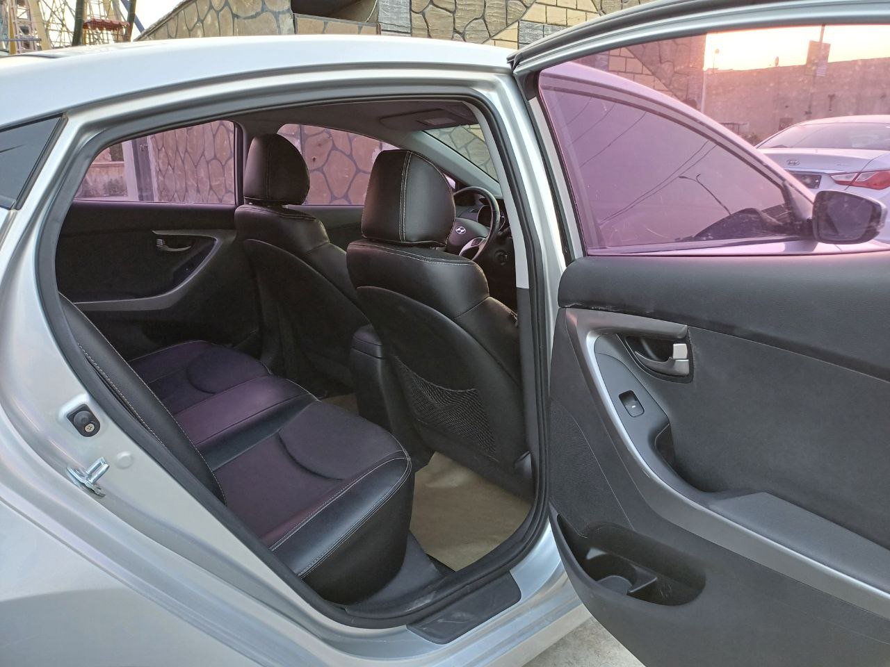 kilometrage car sale hyundai avante m16 gdi sedan used 2012 aleppo du image