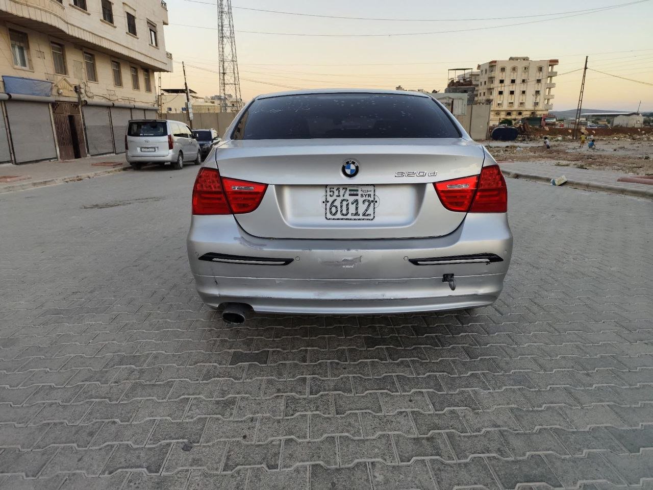 kilometrage car sale bmw 3 series 320 sedan used 2011 aleppo yp image