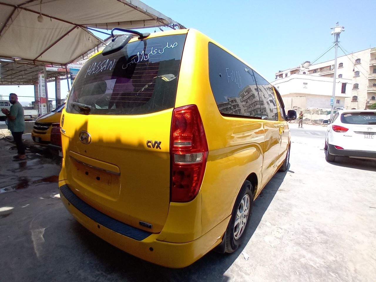 kilometrage car sale hyundai grand starex cvx van used 2011 aleppo iz image