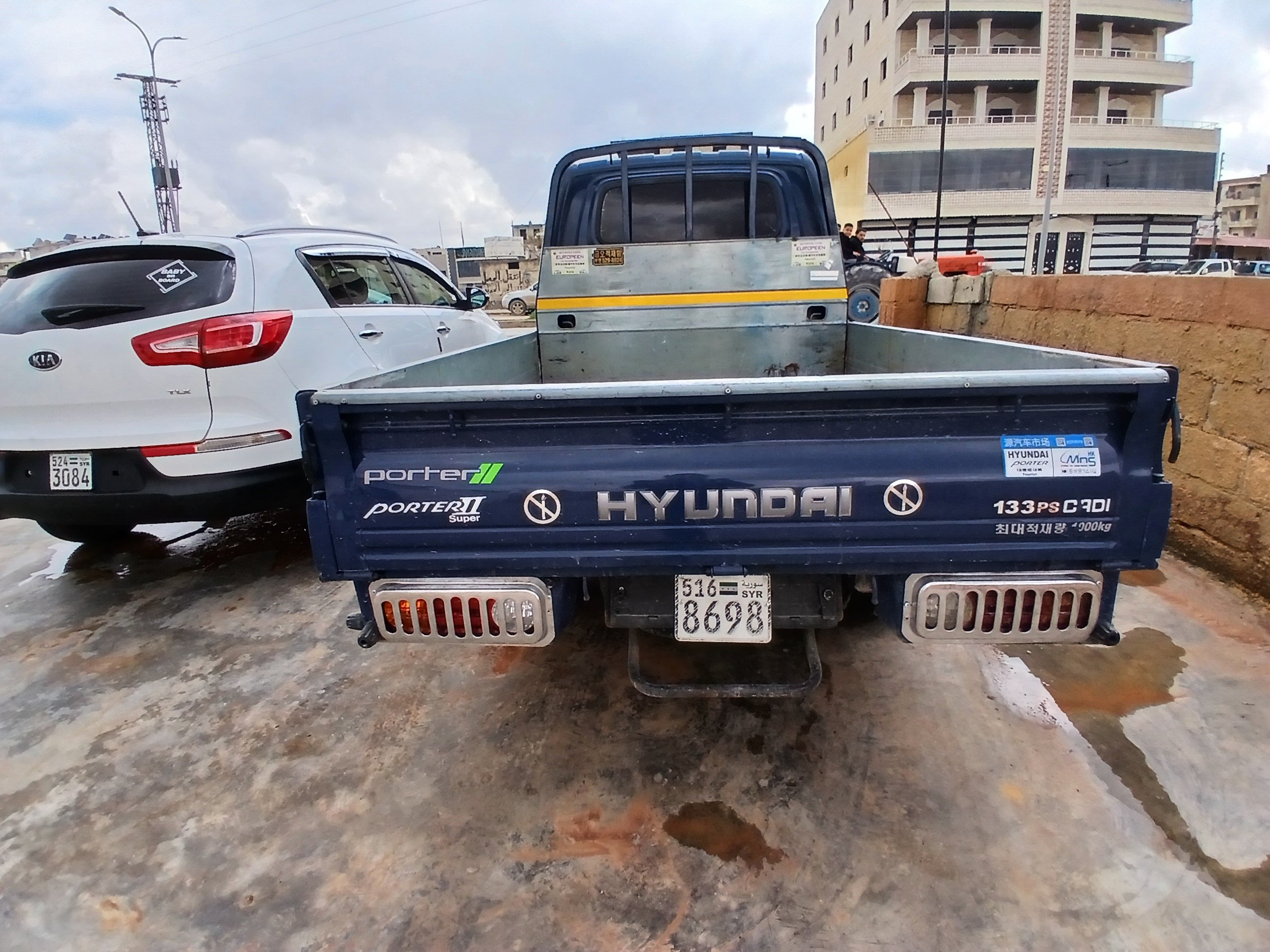 kilometrage car sale hyundai porter ii 2 crdi cargo truck used 2014 aleppo yh image