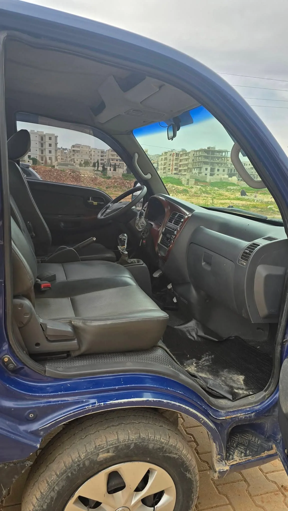 kilometrage car sale hyundai porter ii 2 crdi cargo truck used 2005 aleppo hr image