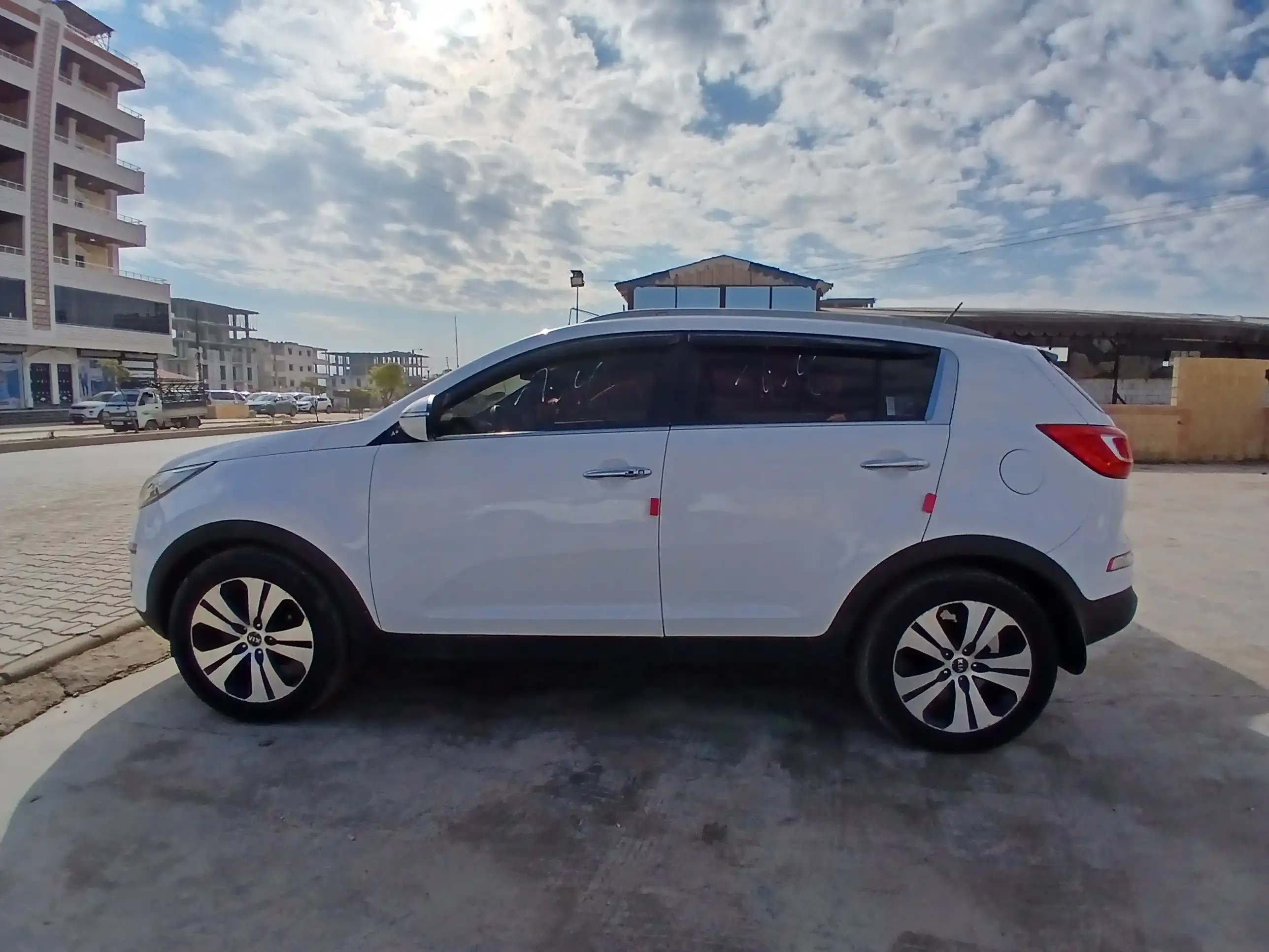 kilometrage car sale kia sportage tlx suv used 2011 tr image