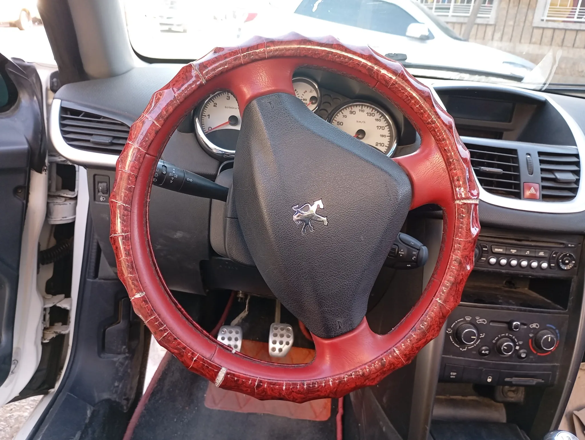 kilometrage car sale peugeot 207 standard convertible used 2009 aleppo yq image