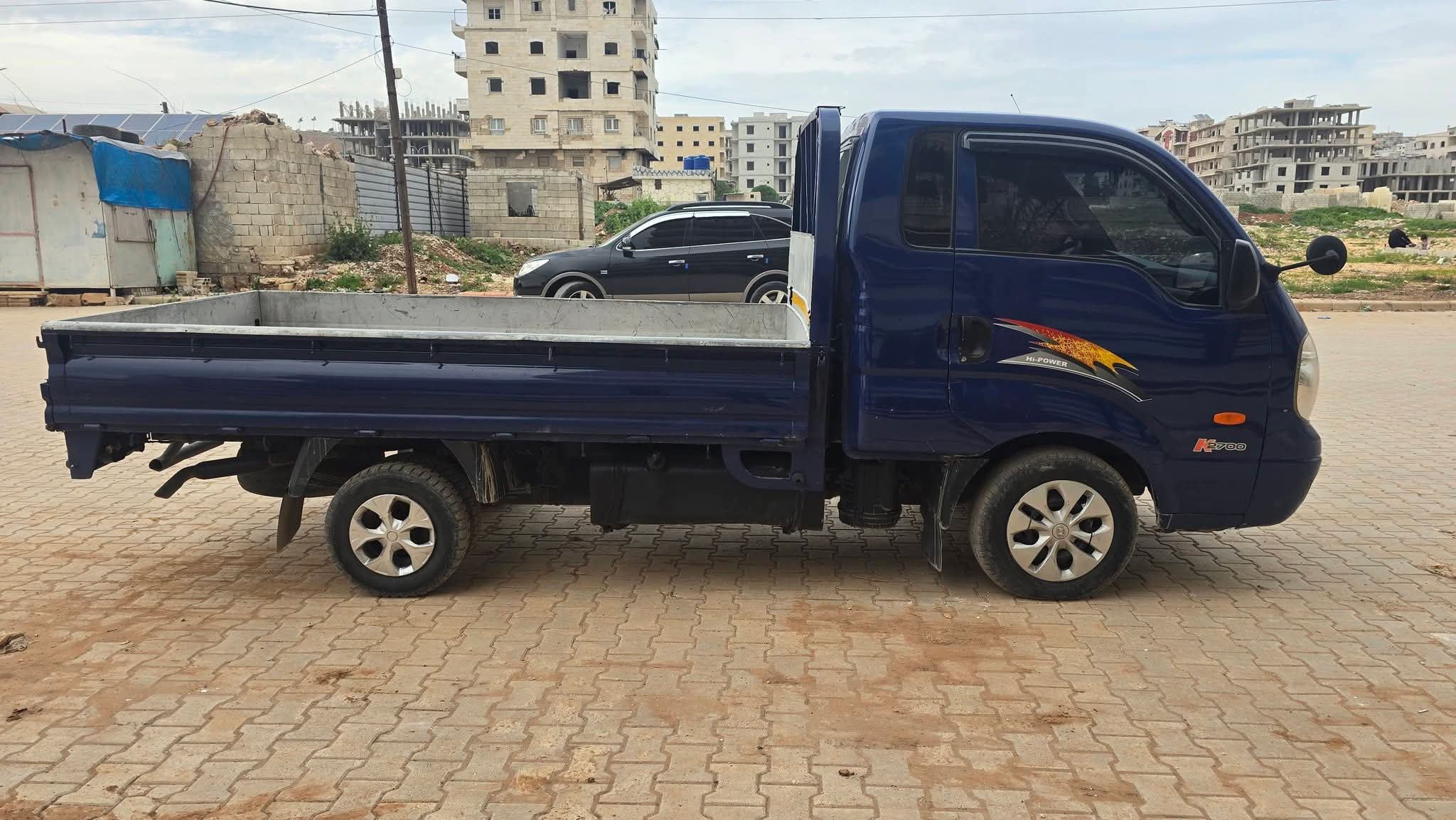 kilometrage car sale hyundai porter ii 2 crdi cargo truck used 2005 aleppo hr image