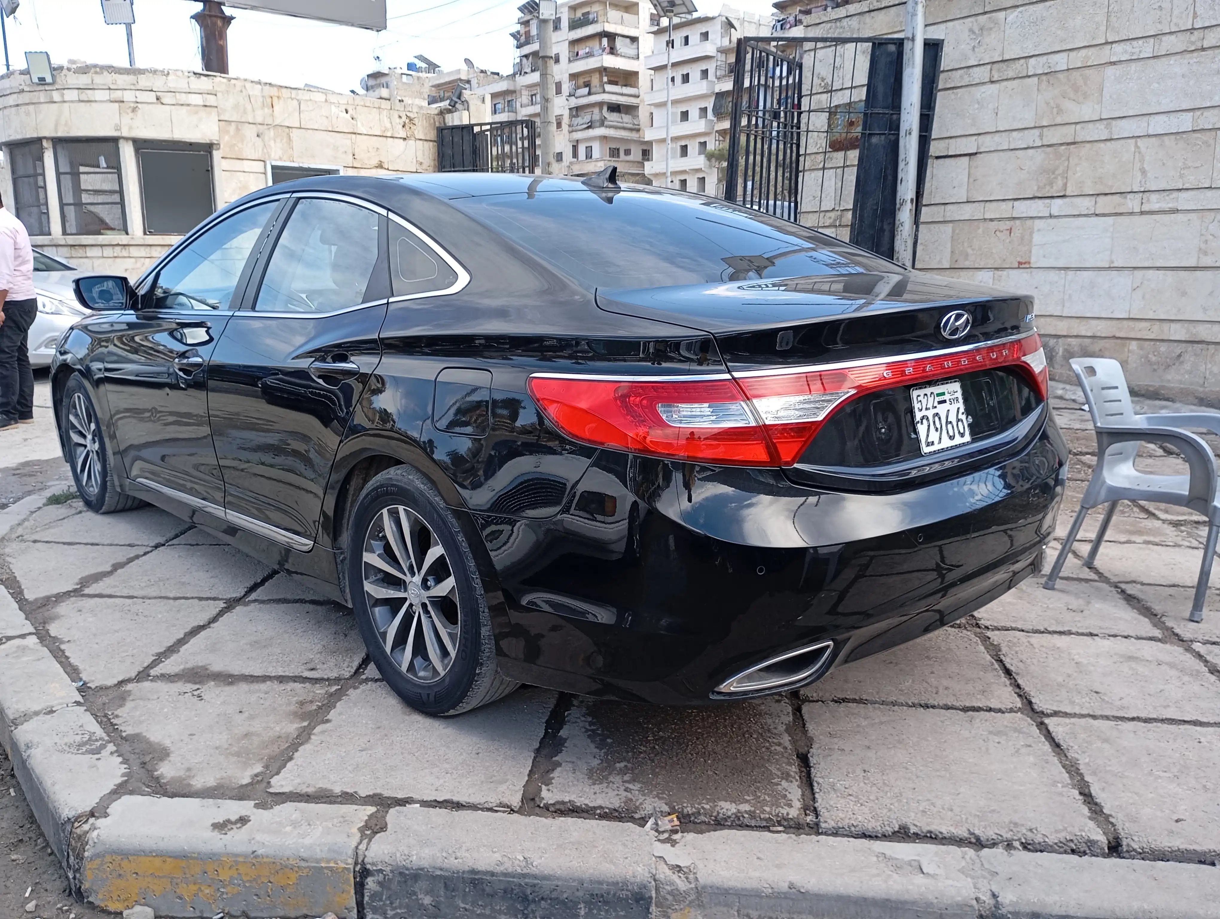 kilometrage car sale hyundai grandeur hg 300 suv used 2011 aleppo pl image