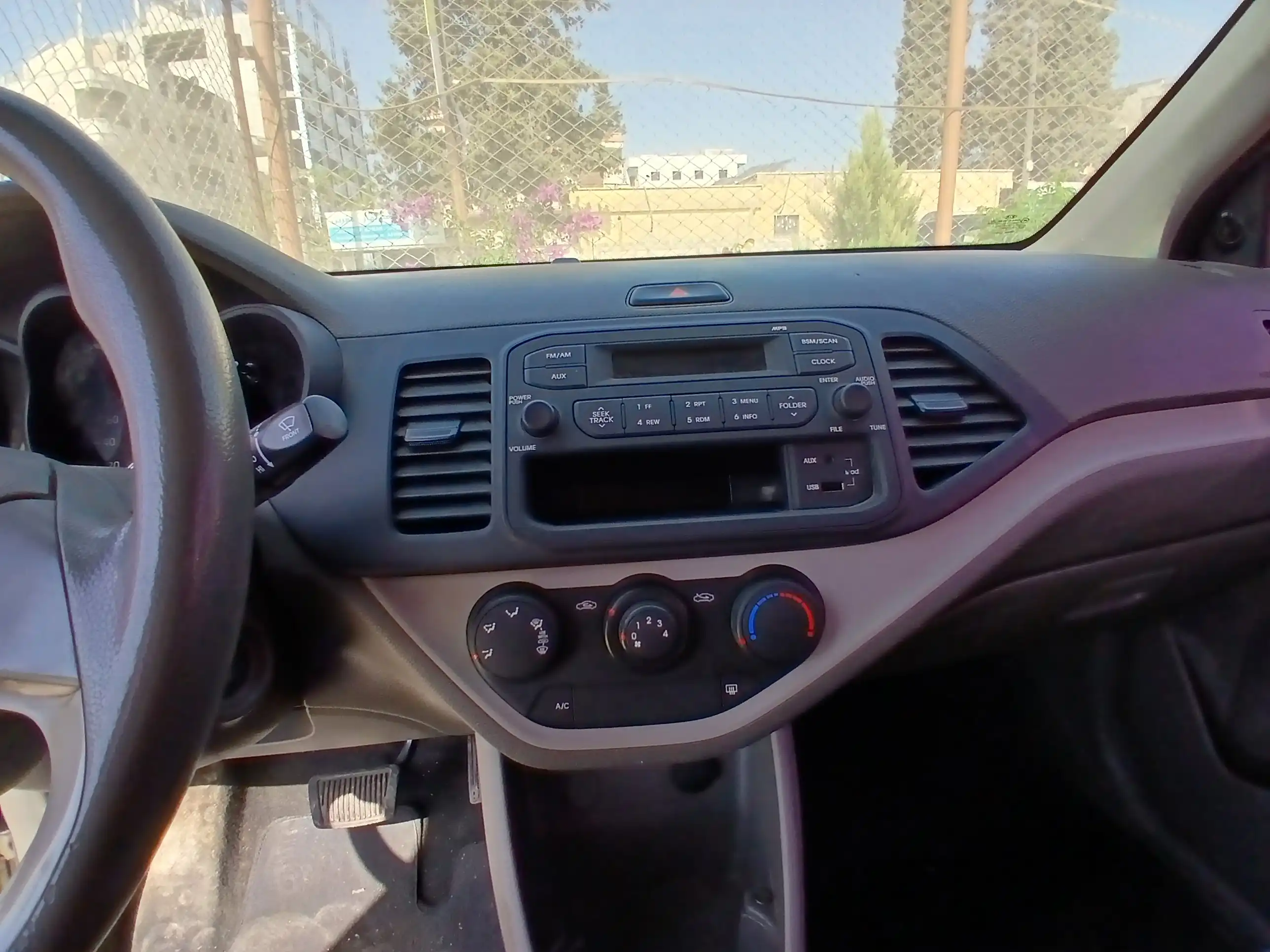kilometrage car sale kia morning standard hatchback used 2014 aleppo el image