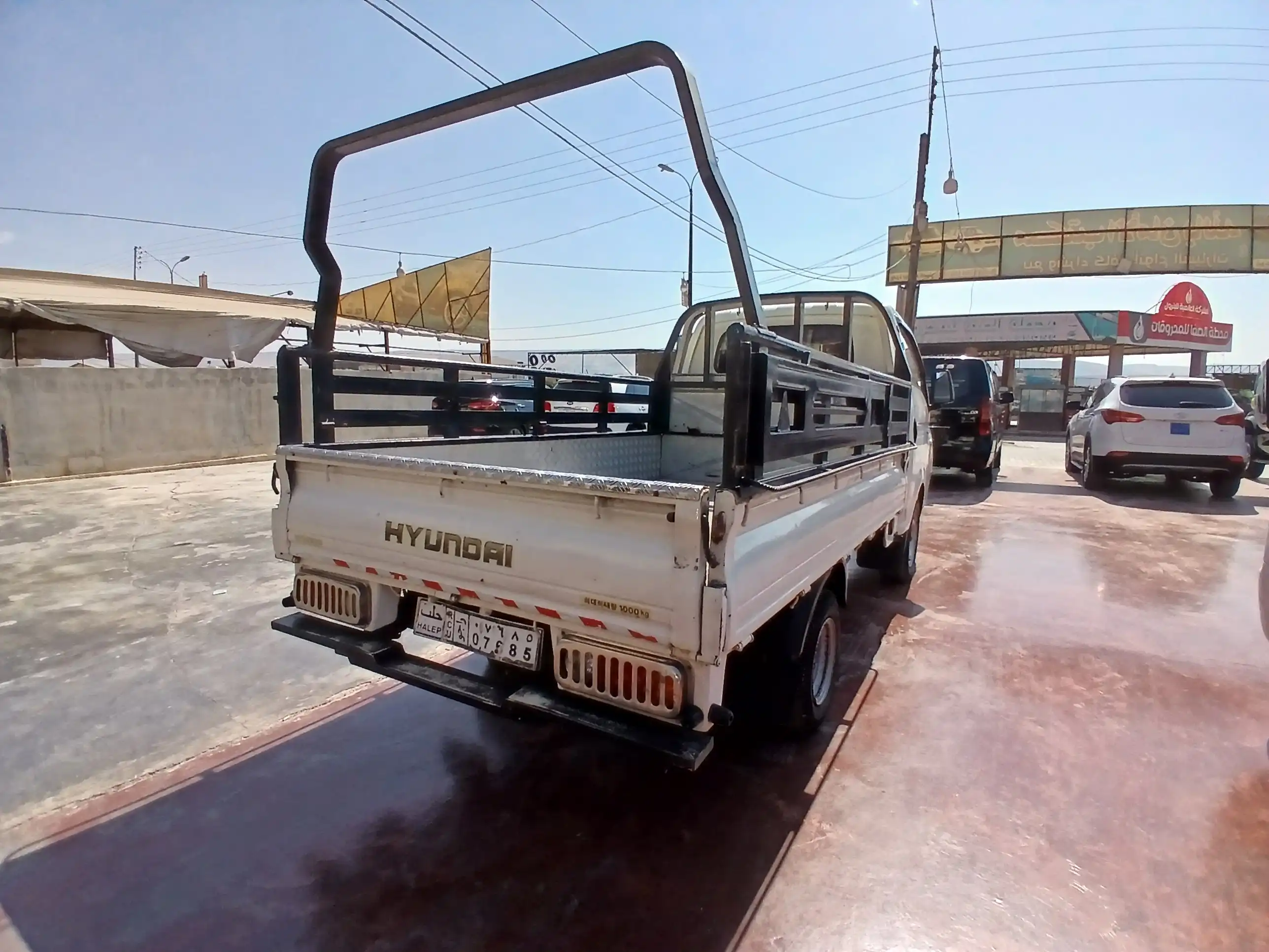 kilometrage car sale hyundai porter 2 crdi cargo truck used 2006 aleppo ox image
