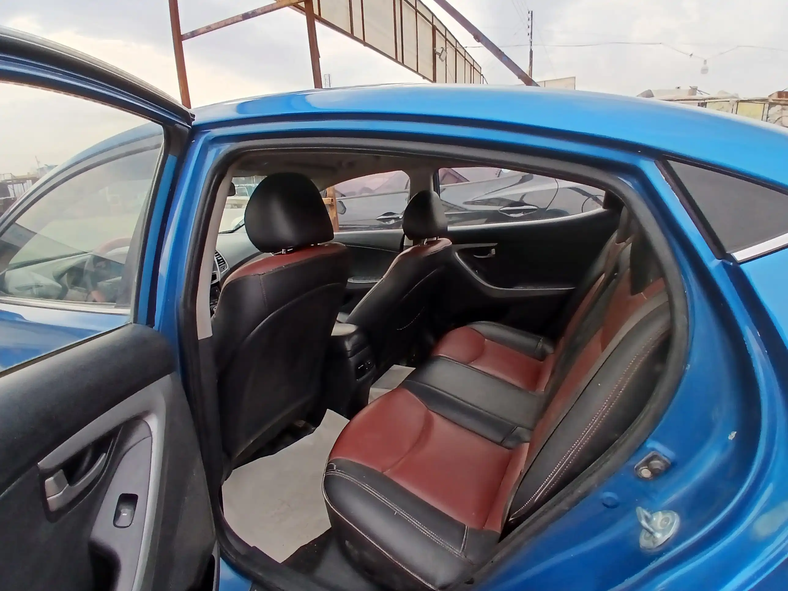 kilometrage car sale hyundai avante standard 2015 gk image