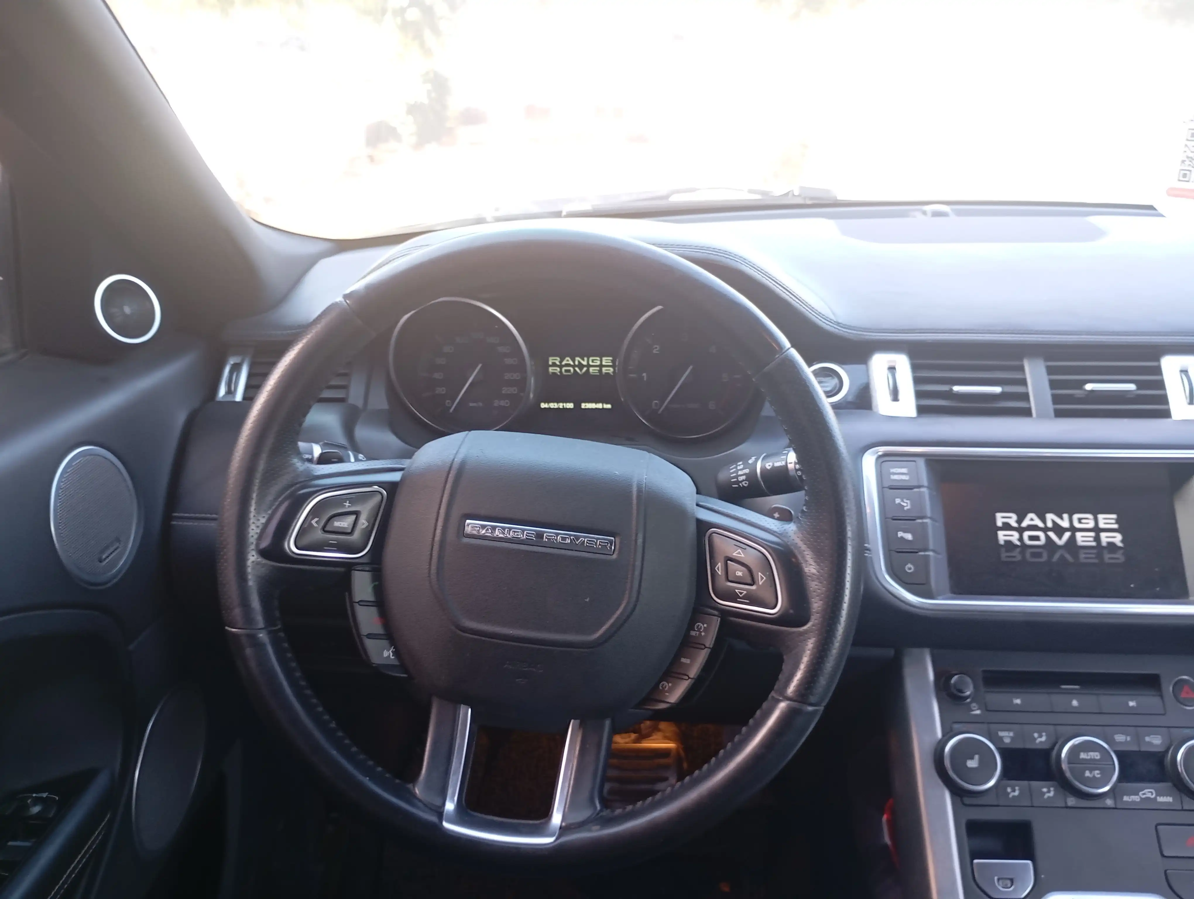 kilometrage car sale land rover range rover evoque sd4 2013 pv image
