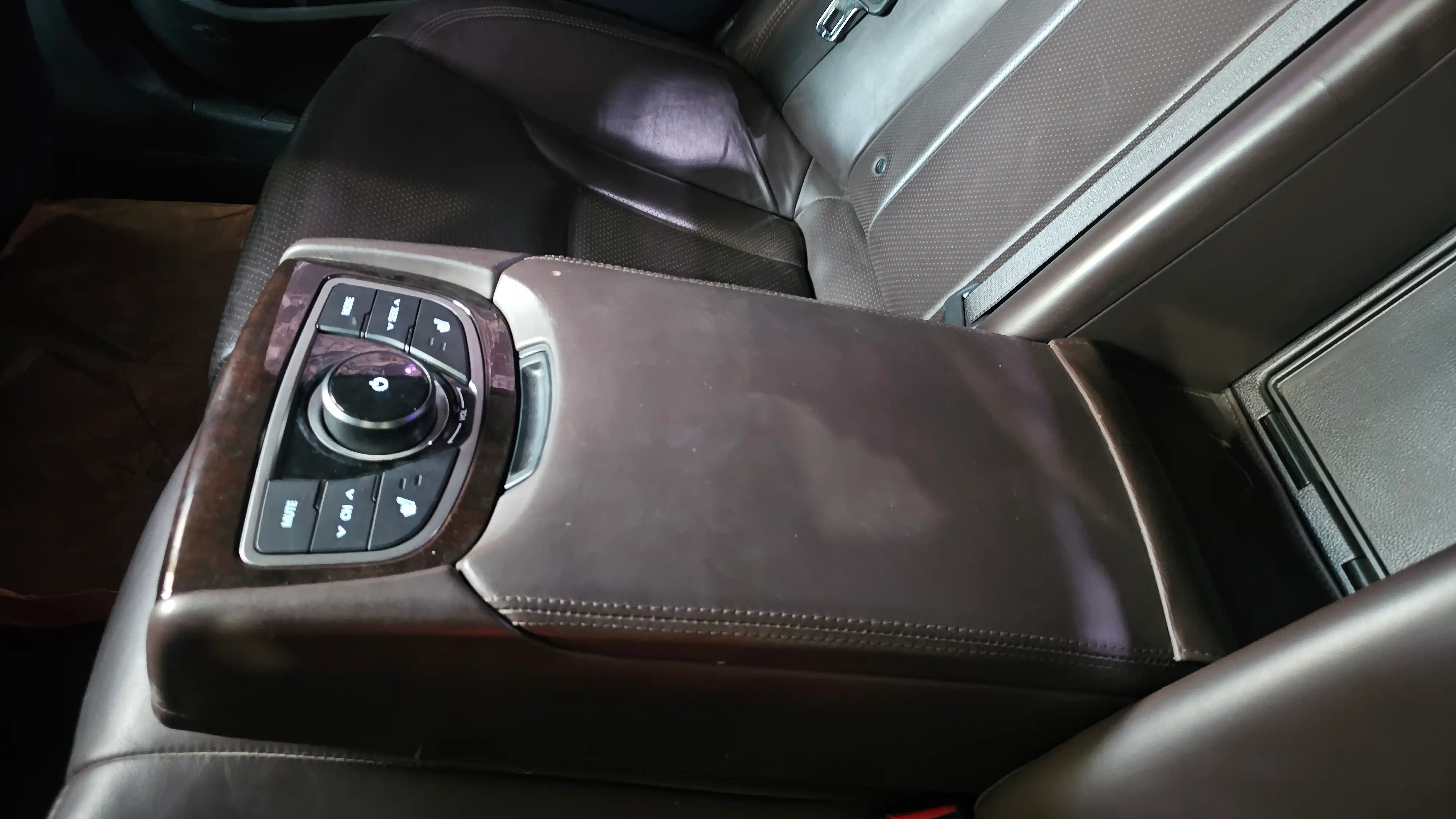 kilometrage car sale hyundai grandeur hg 240 sedan used 2012 aleppo kp image
