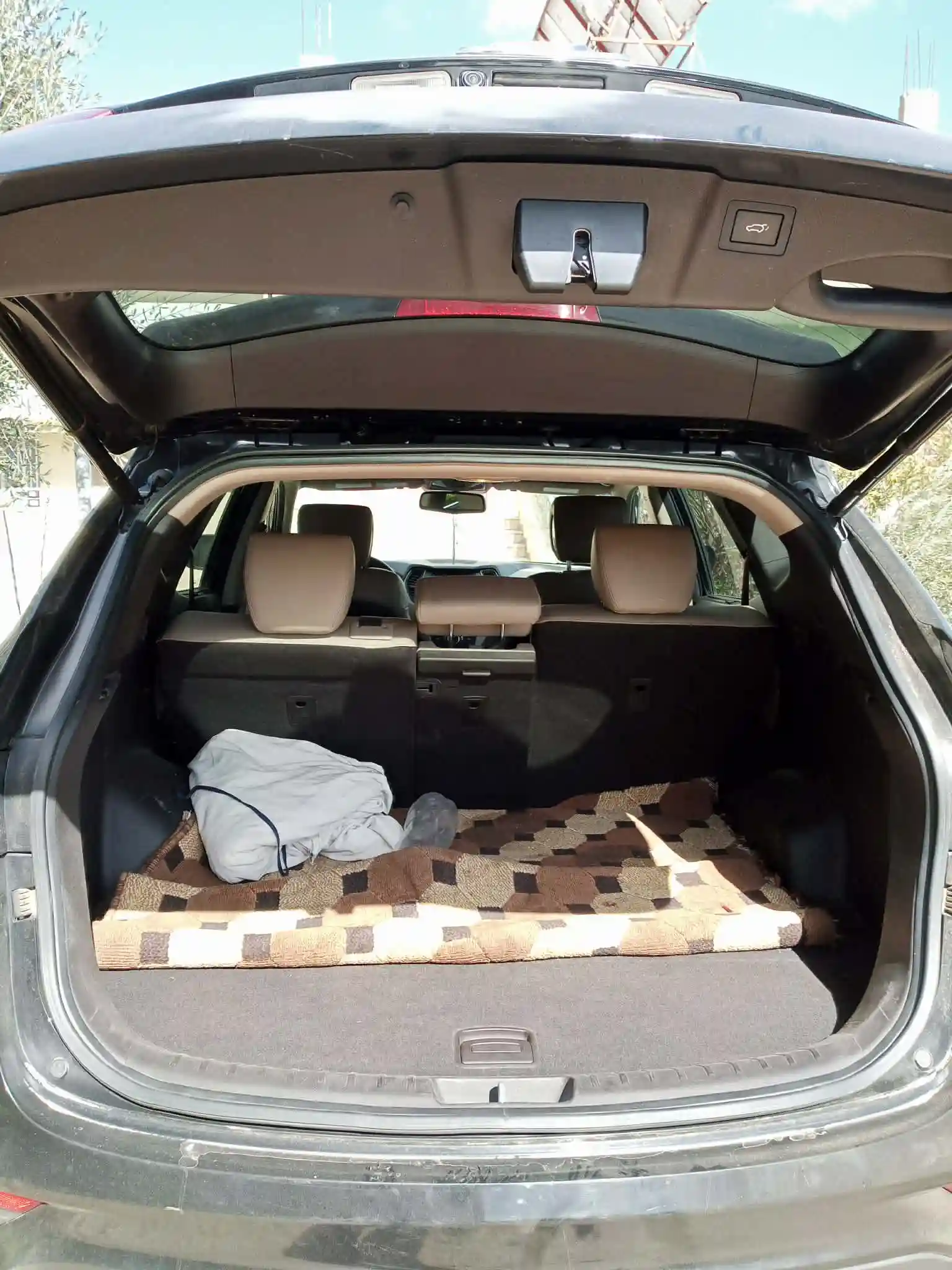 kilometrage car sale hyundai santa fe evgt suv used 2018 aleppo vj image