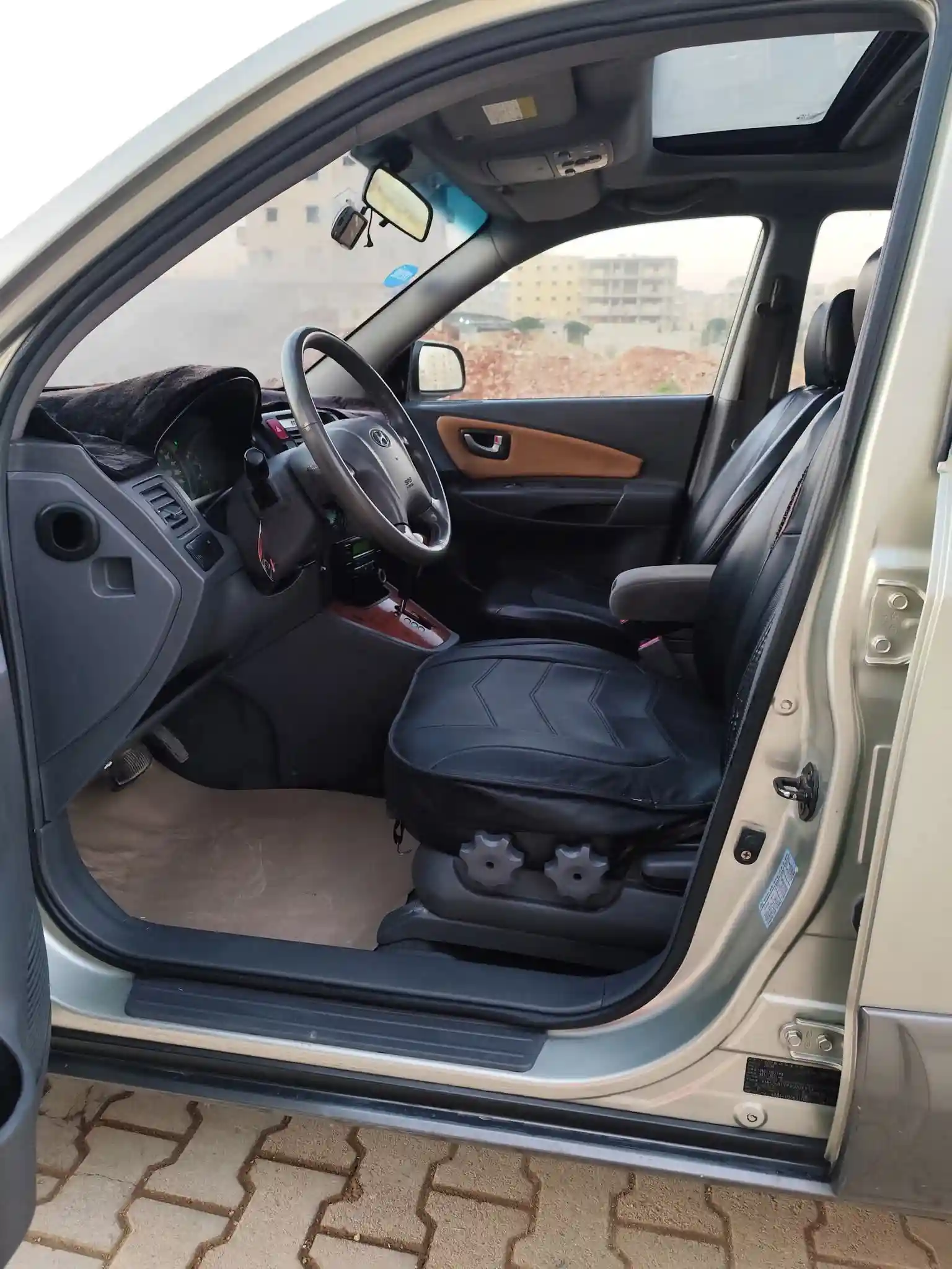 kilometrage car sale hyundai tucson mx suv used 2004 aleppo ap image