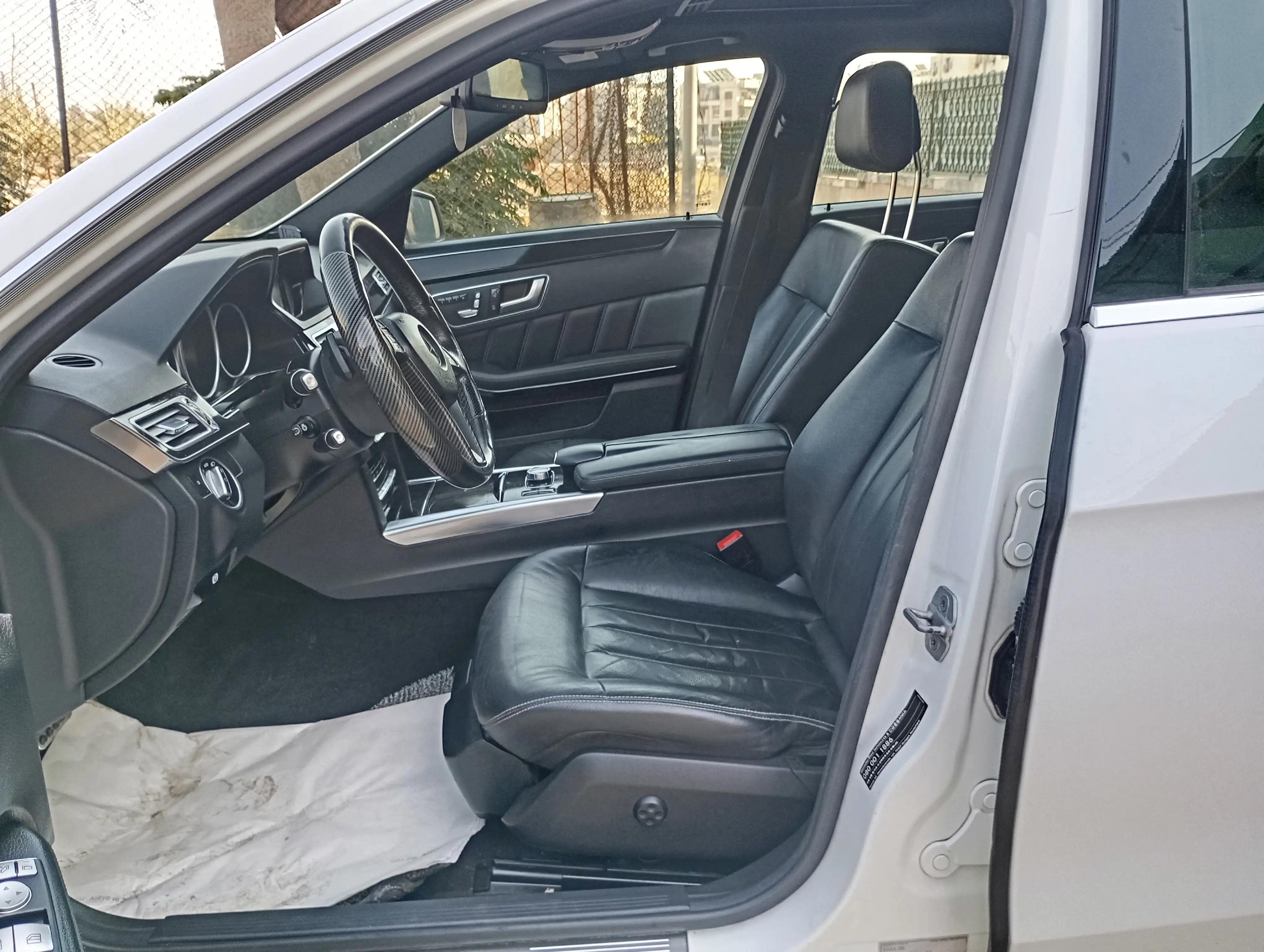 kilometrage car sale mercedes e class e 220 sedan used 2014 aleppo tk image