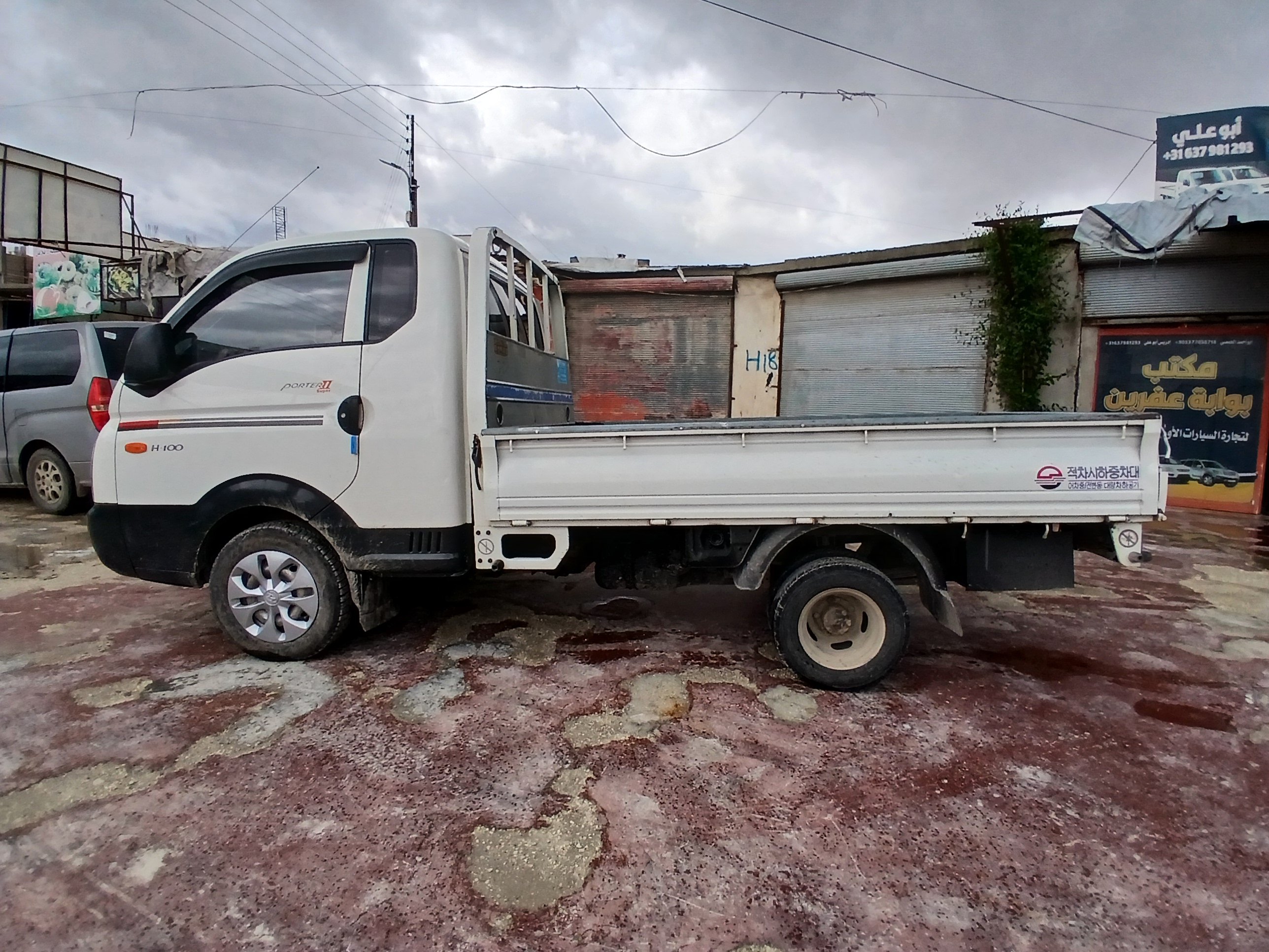 kilometrage car sale hyundai porter ii 2 crdi cargo truck used 2009 aleppo rz image