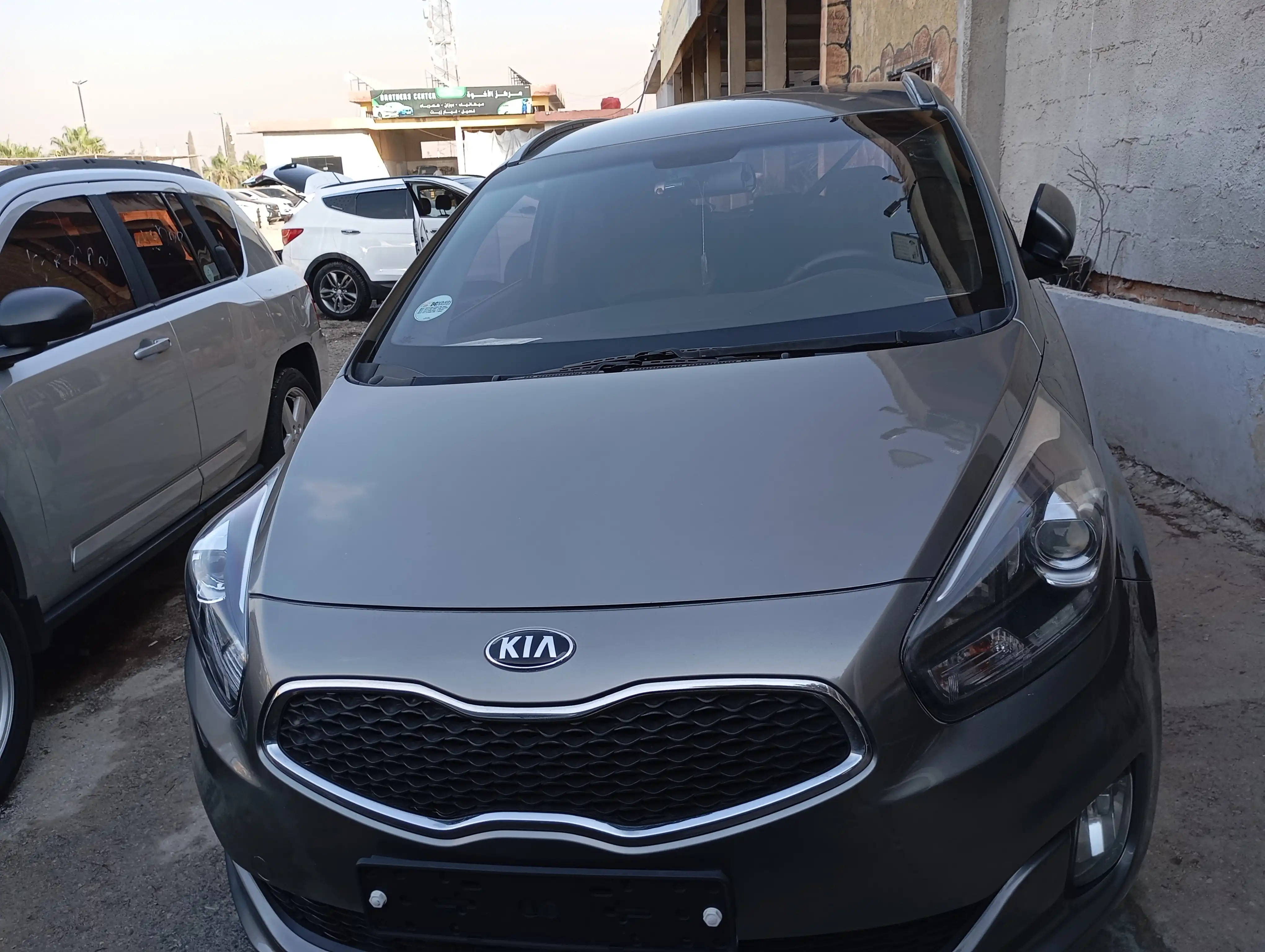 kilometrage car sale kia carens standard hatchback used 2014 aleppo kk image
