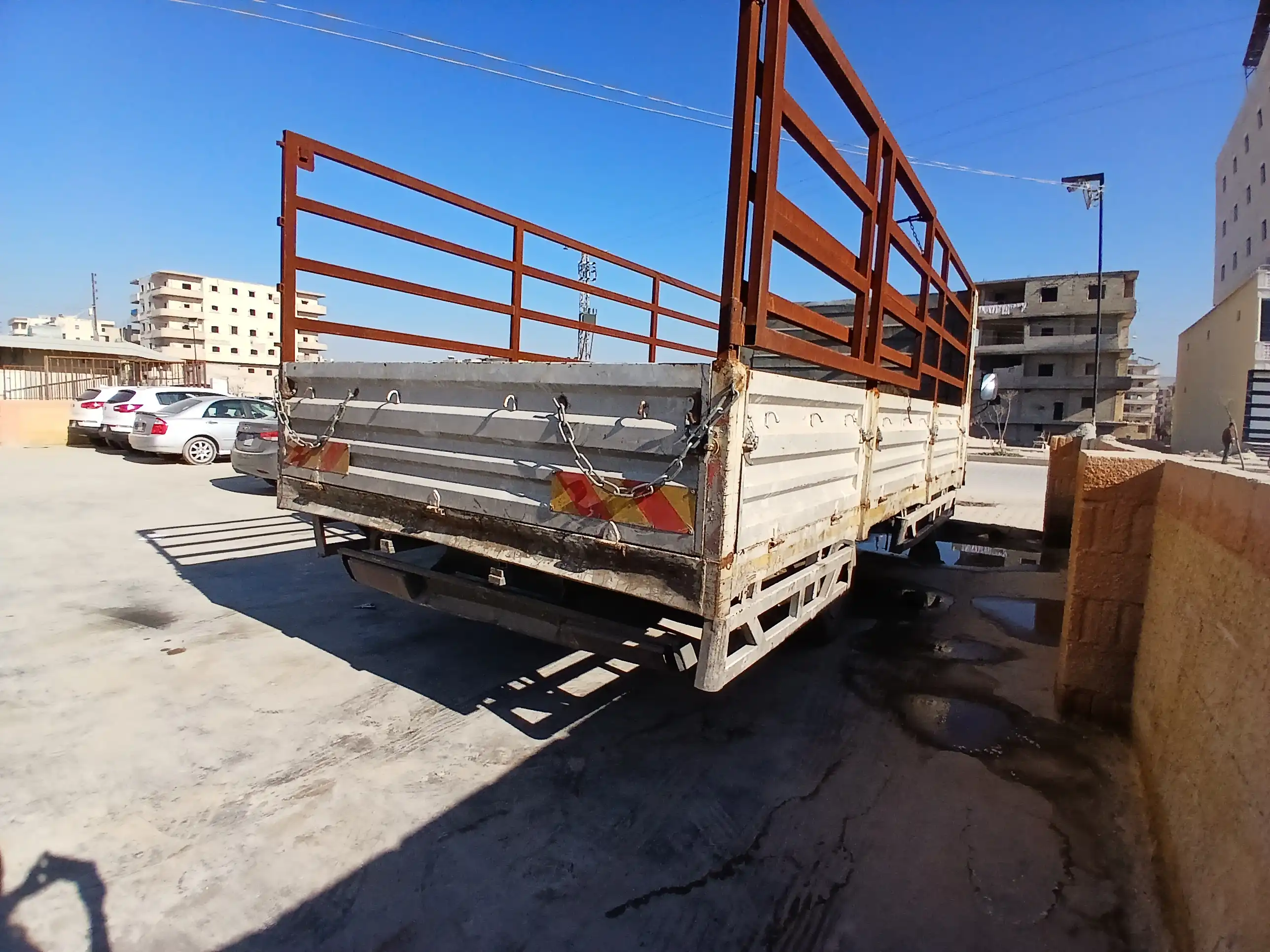 kilometrage car sale hyundai mighty inter cooler standard cargo truck used 2012 aleppo rl image