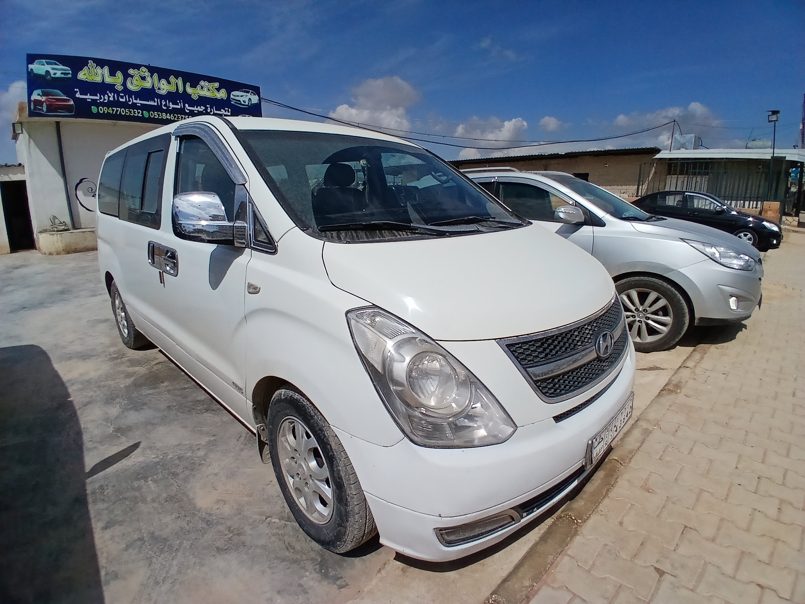 kilometrage car sale hyundai h 1 standard van used 2009 aleppo wz image