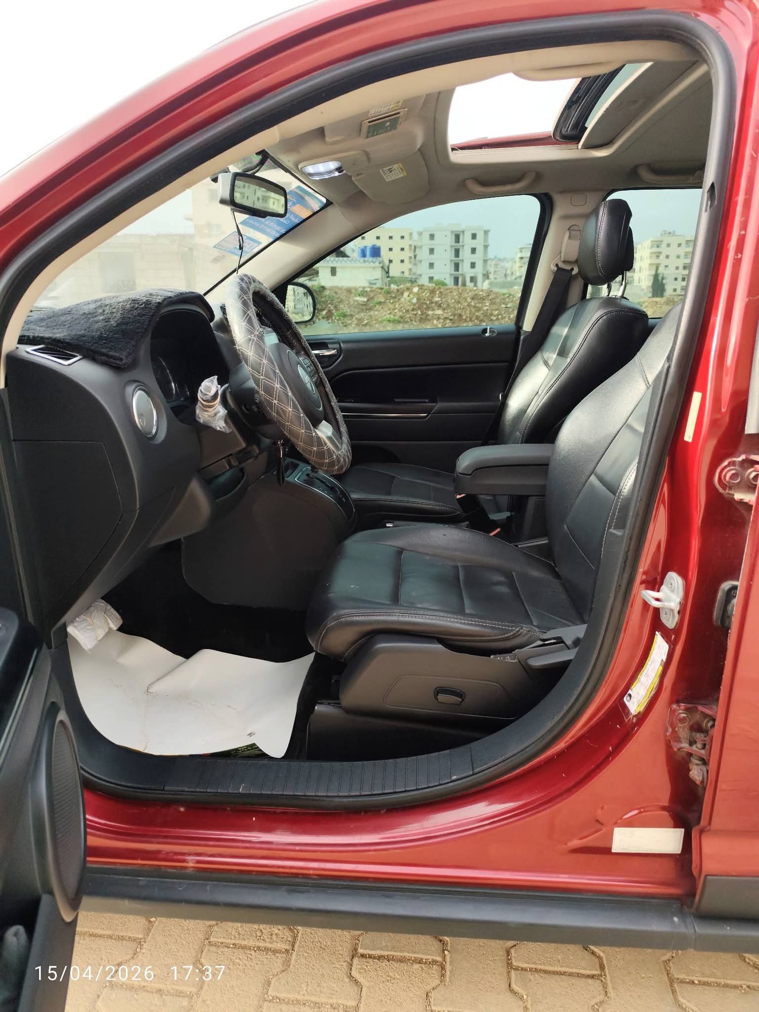 kilometrage car sale jeep compass standard sedan used 2012 aleppo zg image