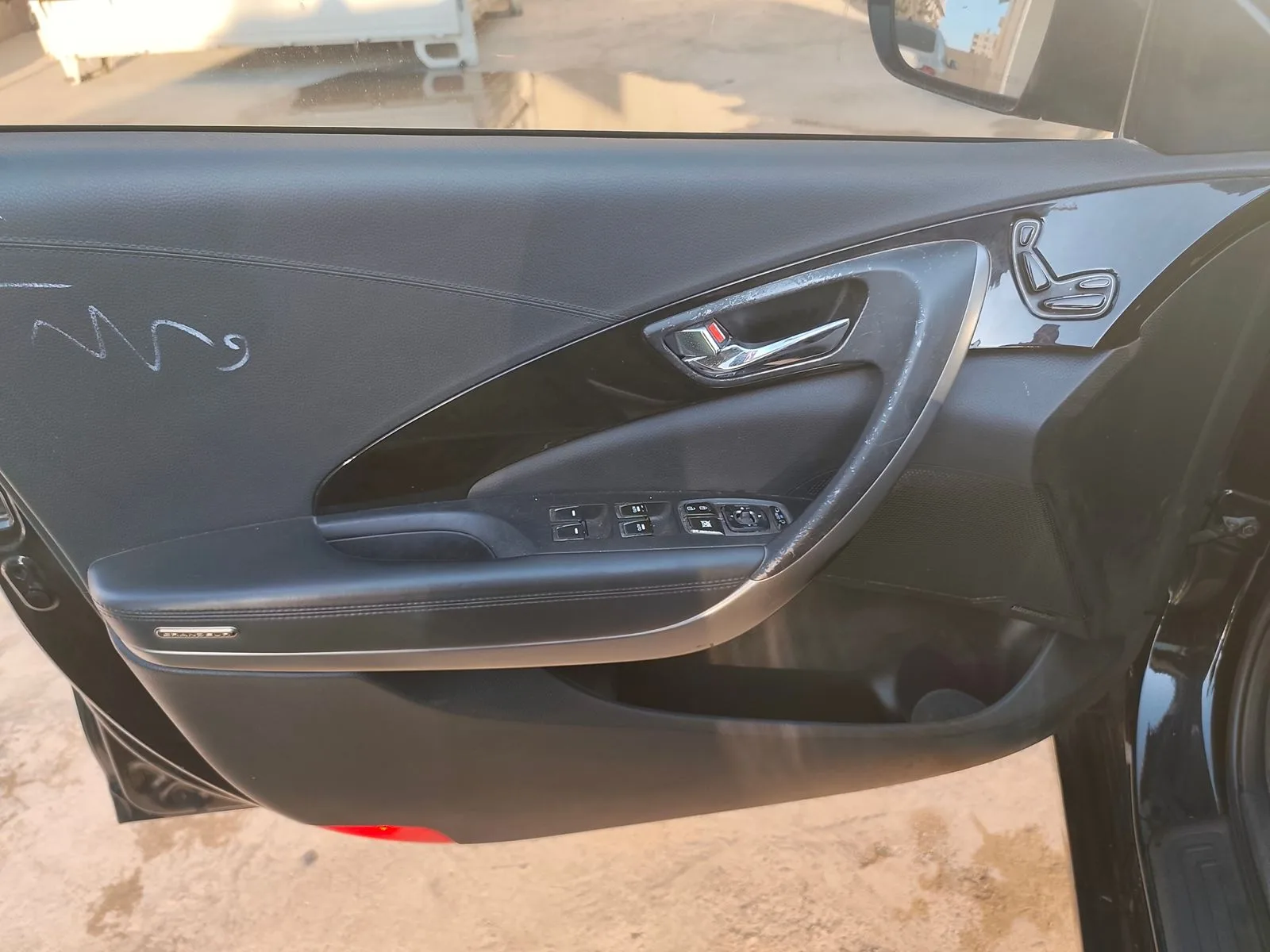 kilometrage car sale hyundai grandeur hg 240 sedan used 2011 aleppo li image