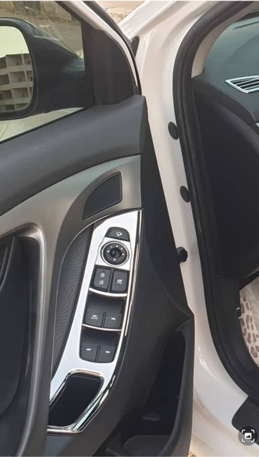 kilometrage car sale hyundai elantra standard sedan used 2013 aleppo wi image