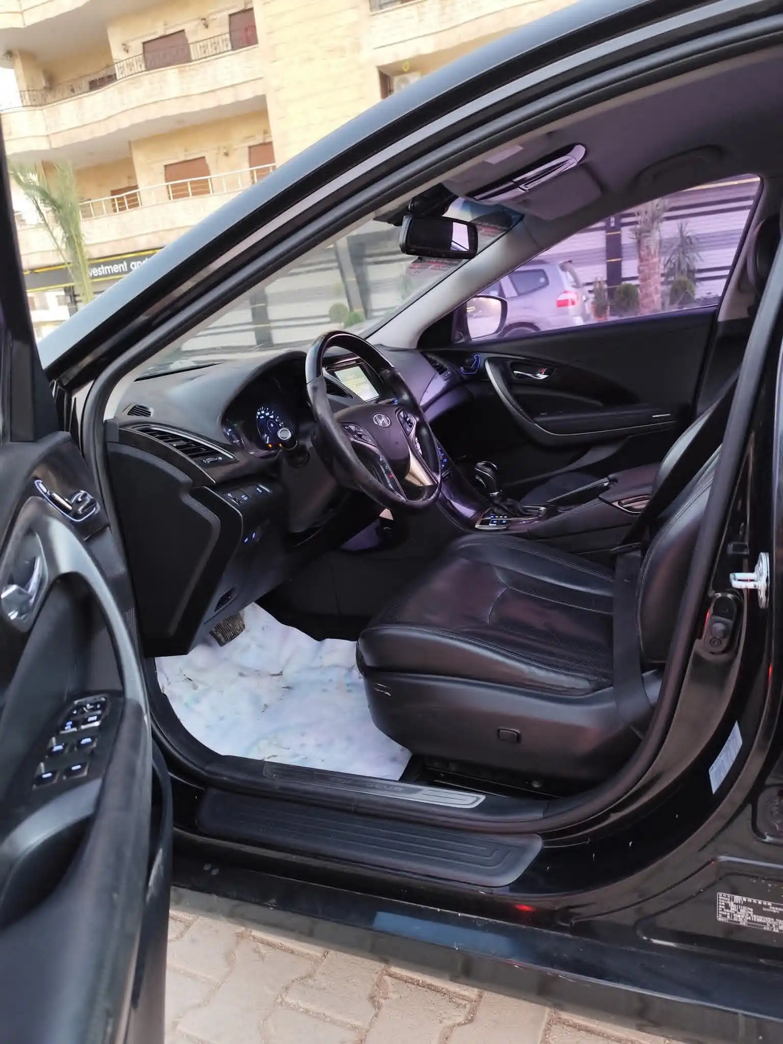 kilometrage car sale hyundai grandeur hg 300 sedan used 2012 aleppo nj image